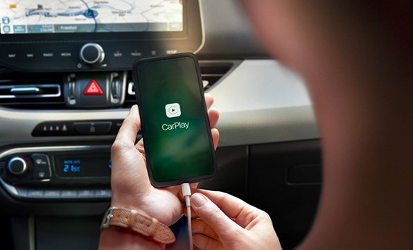 Apple CarPlay og Android Auto 